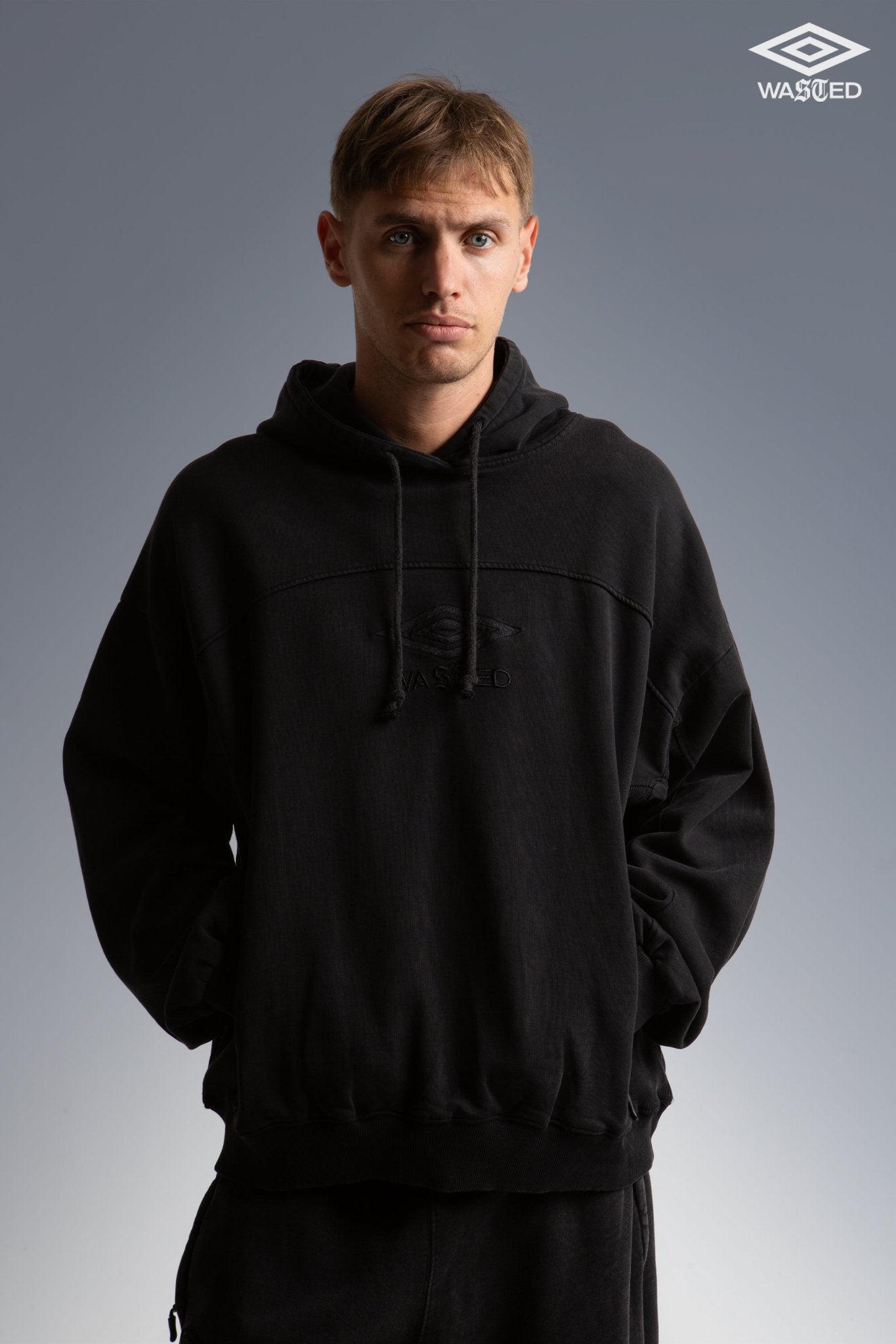 Hoodie Boxy Wasted x Umbro - WASTED PARIS